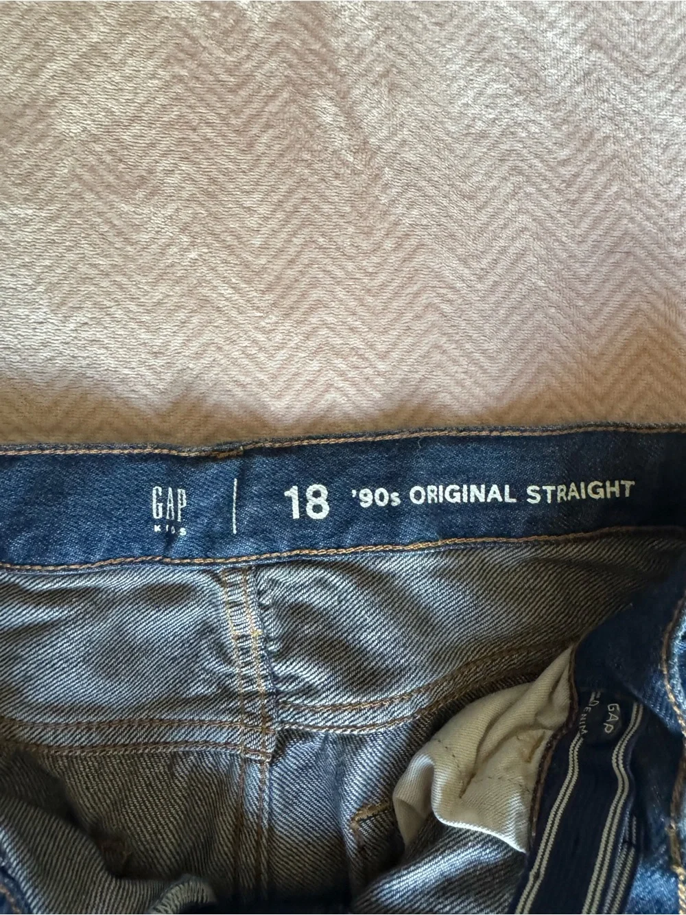 NWT Gap Dark Blue Straight-Leg Jeans - size 18